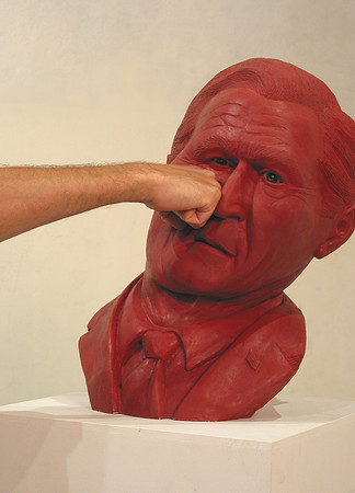 Bush rojo; golpeable en siliconas.